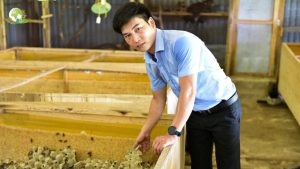 Ngưỡng mộ cách làm giàu của ‘vua’ côn trùng đất Bắc, lãi 1 tỷ đồng/năm - Tin tức Trang Trại Côn Trùng Thành Tâm